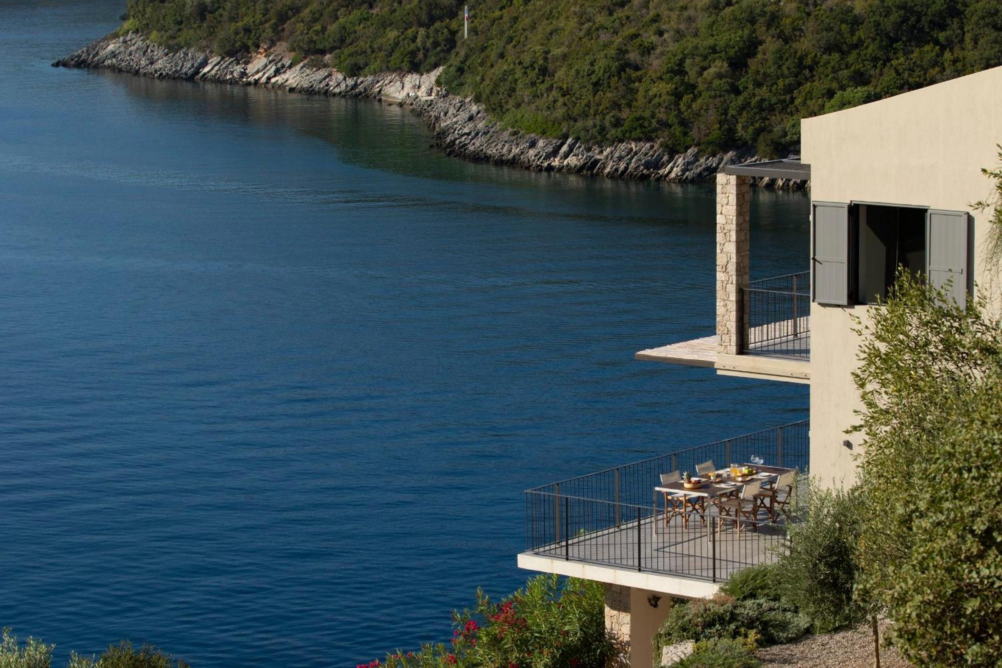 Villa Kalamos - Modern Villa In Sivota Bay With Direct Access To Sea ภายนอก รูปภาพ